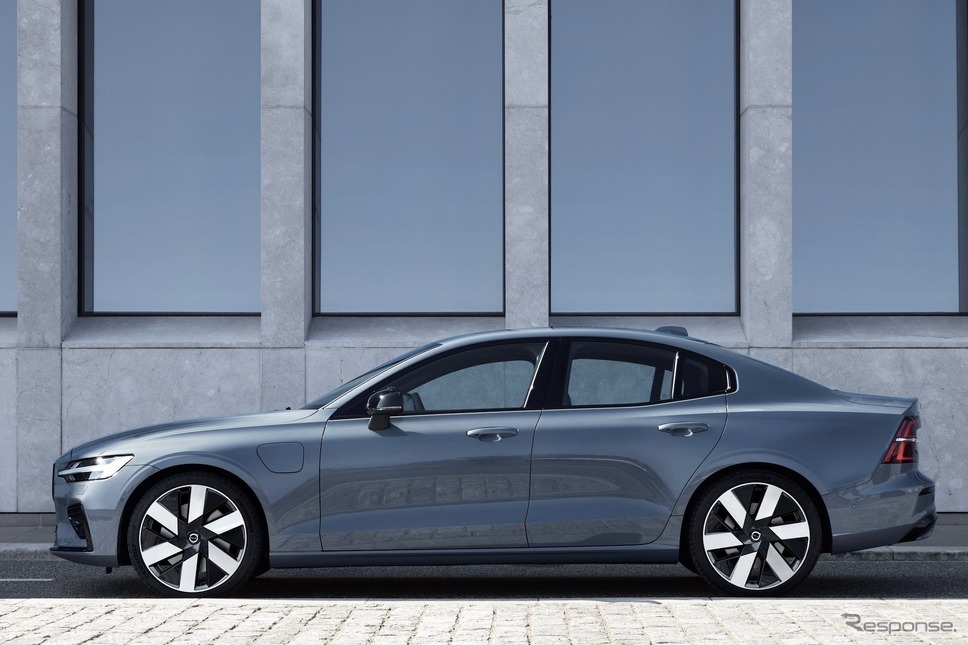 ボルボ S60《photo by Volvo Cars》