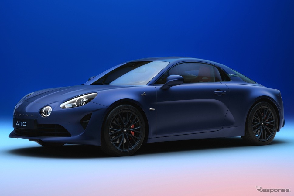 アルピーヌA110S:ブルー セレストマット《写真提供 ルノー・ジャポン》