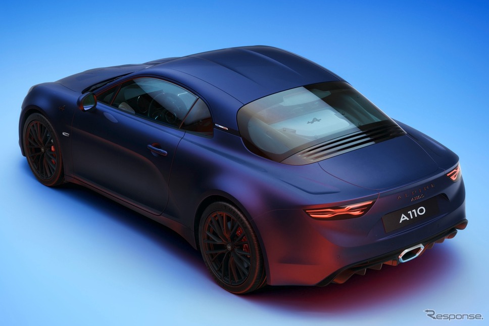 アルピーヌA110S:ブルー セレストマット《写真提供 ルノー・ジャポン》
