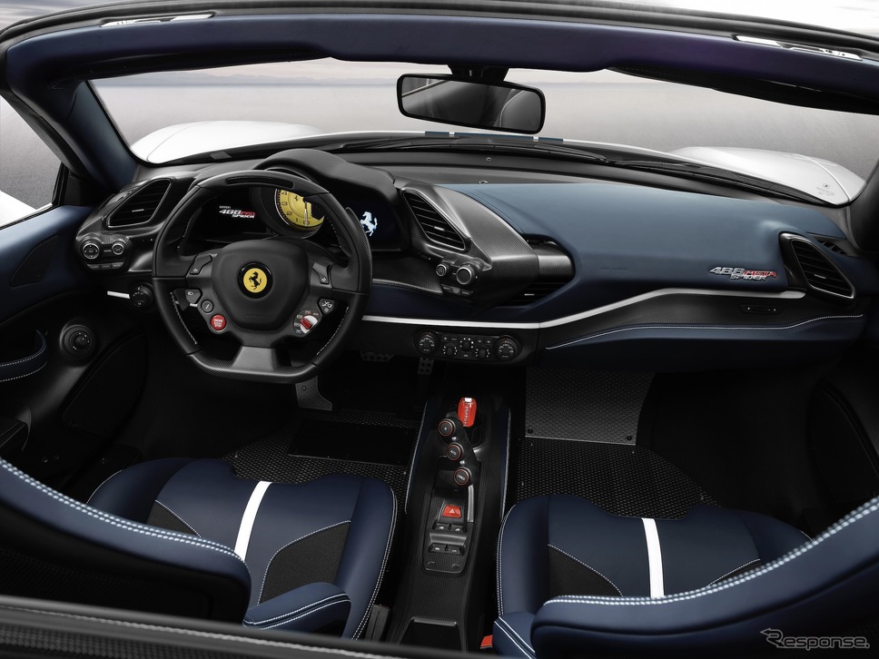 フェラーリ488ピスタ・スパイダー（同型車）《photo by Ferrari》