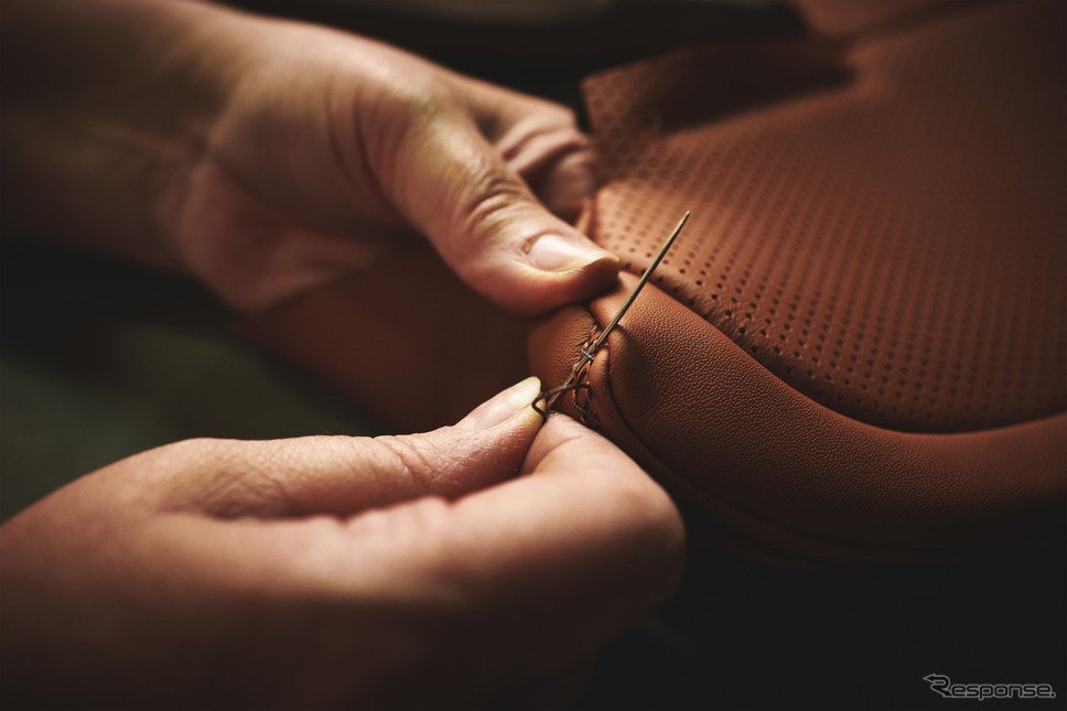 ベントレーのレザー内装《photo by Bentley》
