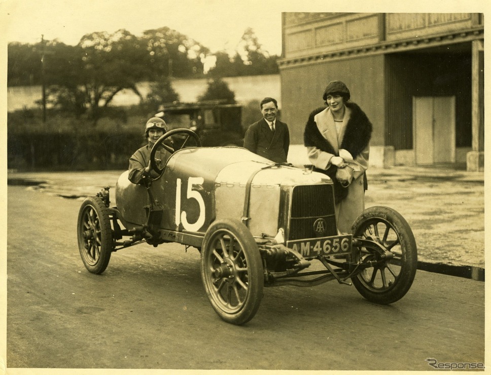 アストンマーティンの第1号車、1914年製「コールスカトル」《photo by Aston Martin》