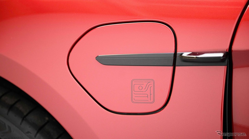 ポルシェ・タイカンターボの「Kエディション」《photo by Porsche》
