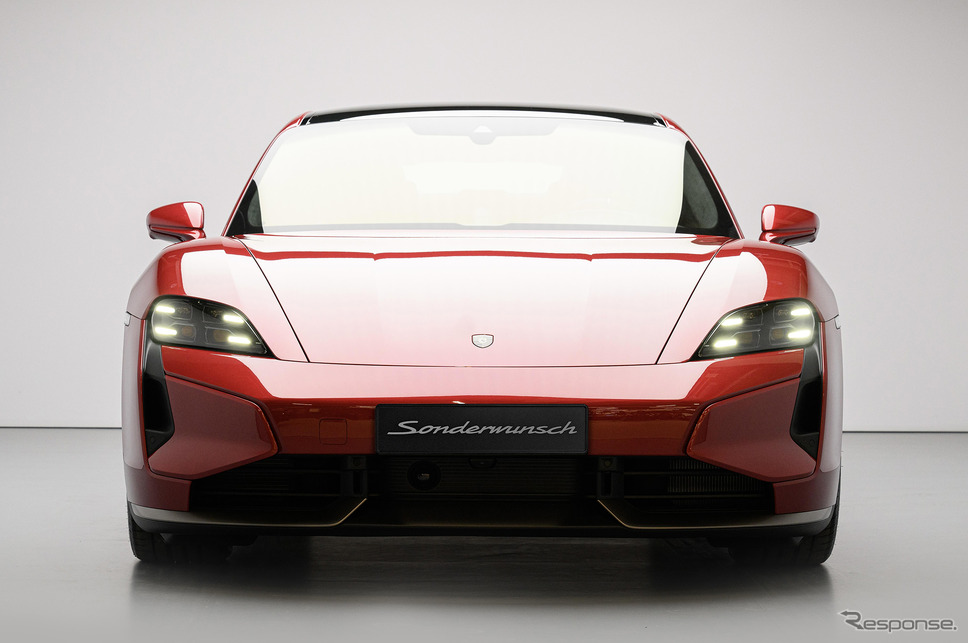 ポルシェ・タイカンターボの「Kエディション」《photo by Porsche》