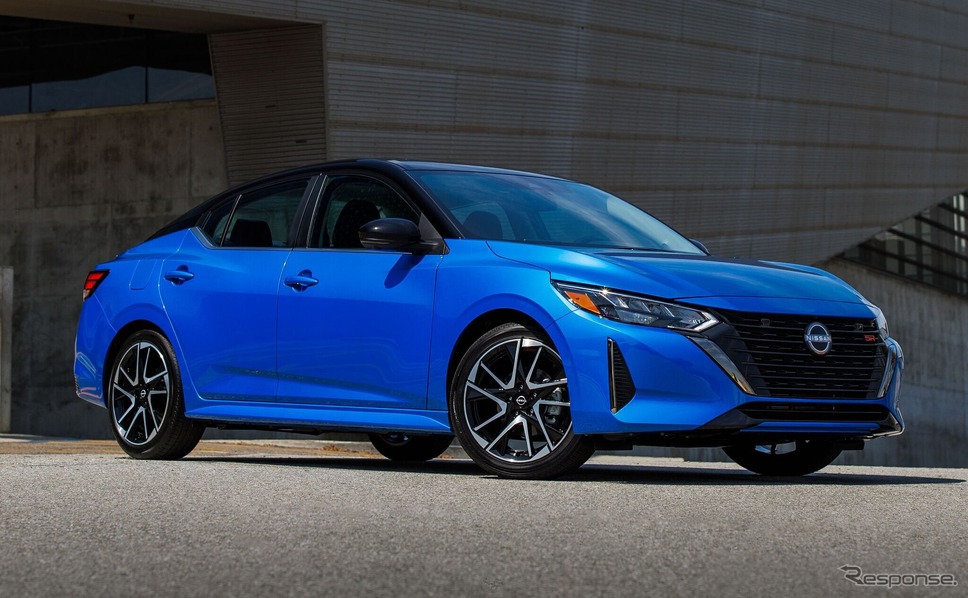 日産 セントラ SRの2025年モデル《photo by Nissan》