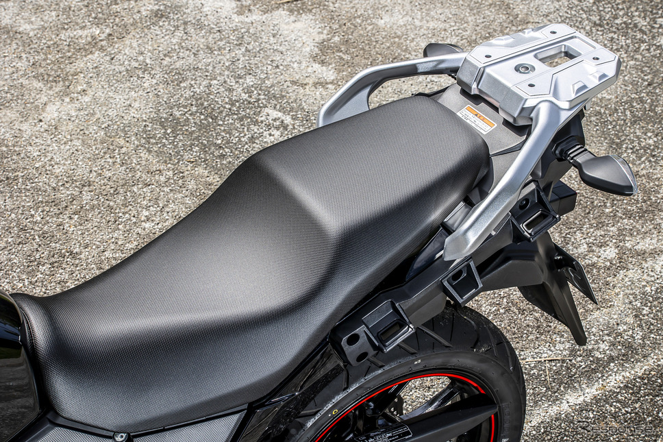スズキ Vストローム250《写真撮影 山内潤也》