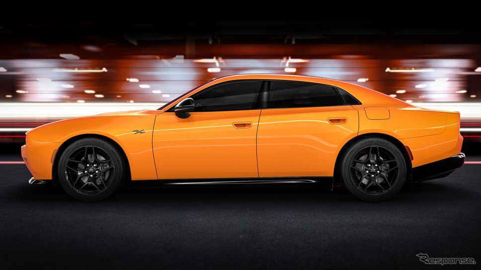 ダッジ・チャージャー 新型の4ドア《photo by Dodge》