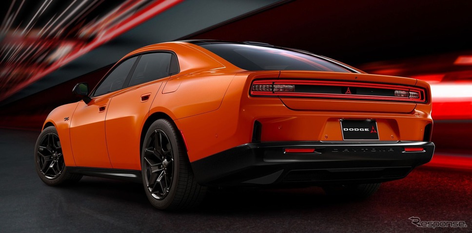 ダッジ・チャージャー 新型の4ドア《photo by Dodge》