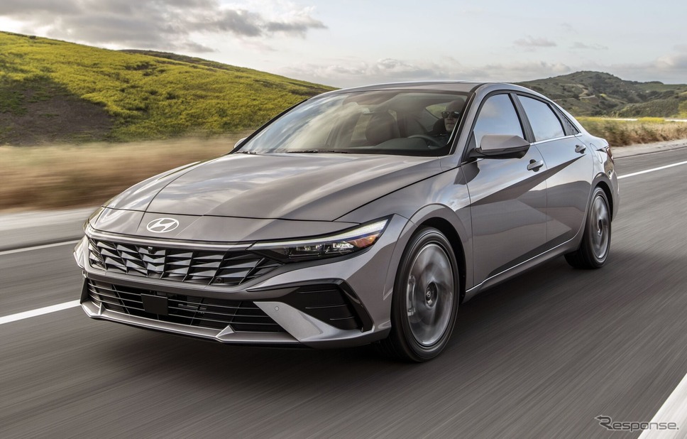 ヒョンデ・エラントラの2025年モデル《photo by Hyundai》