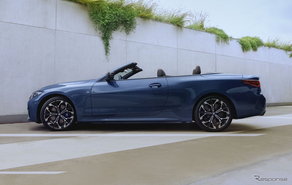 BMW 4シリーズカブリオレ 改良新型の「M440i xDrive」《photo by BMW》