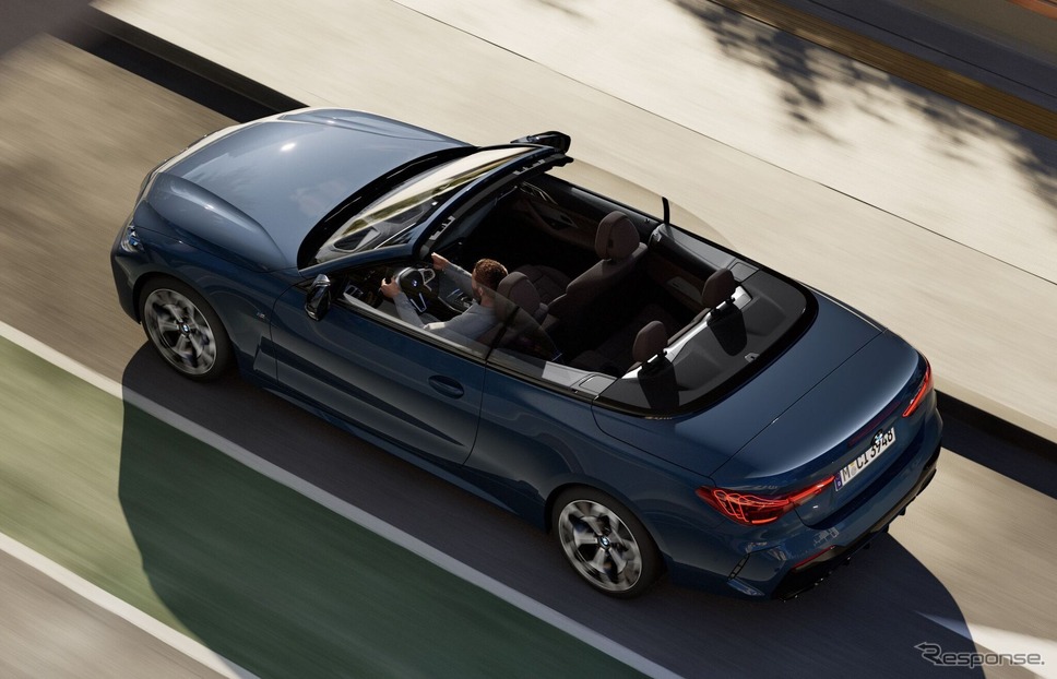 BMW 4シリーズカブリオレ 改良新型の「M440i xDrive」《photo by BMW》