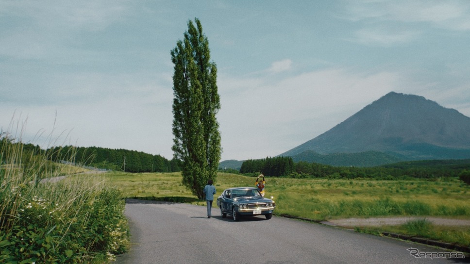 NISSAN LOVE STORY《写真提供 日産自動車》