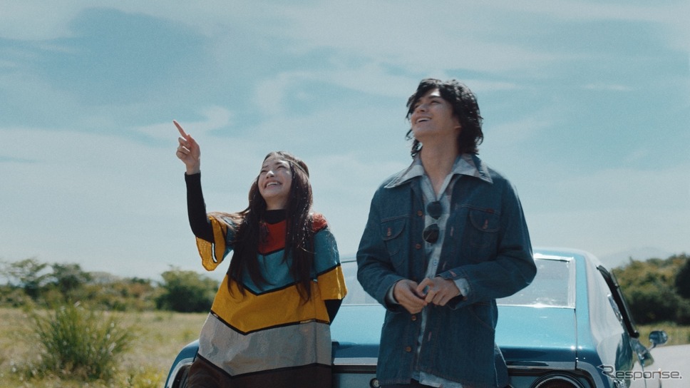 NISSAN LOVE STORY《写真提供 日産自動車》