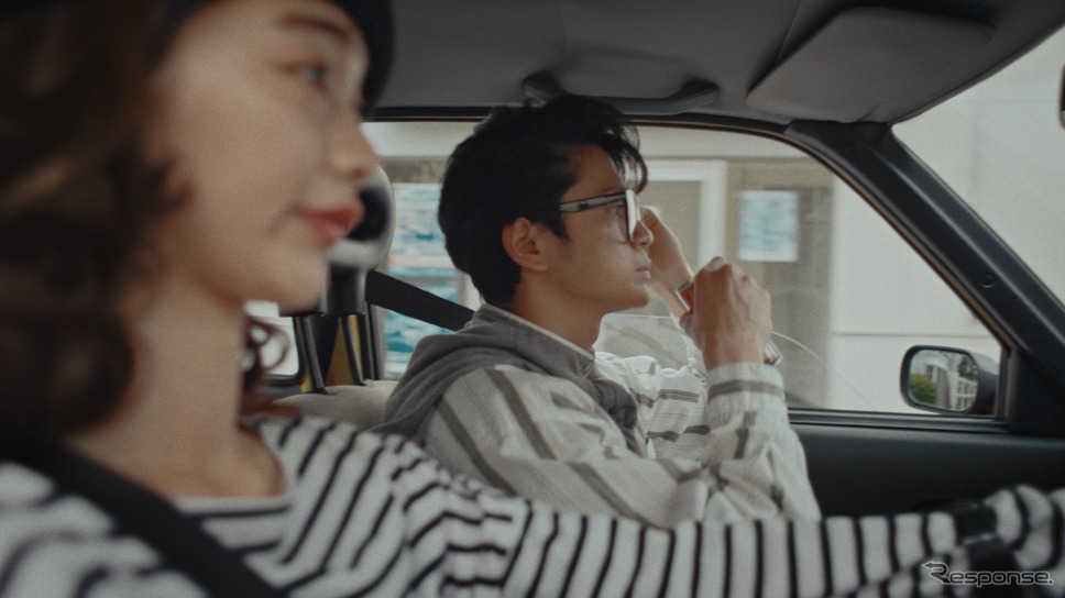 NISSAN LOVE STORY《写真提供 日産自動車》