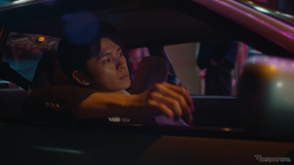 NISSAN LOVE STORY《写真提供 日産自動車》