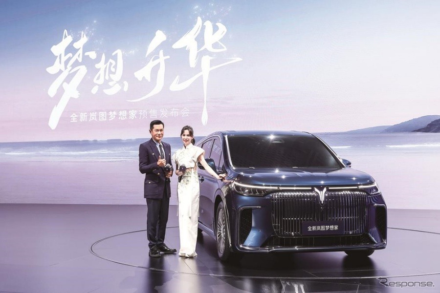 東風の電動車ブランド「嵐図」がファーウェイと共同開発したミニバン『夢想家』改良新型《photo by DMG》