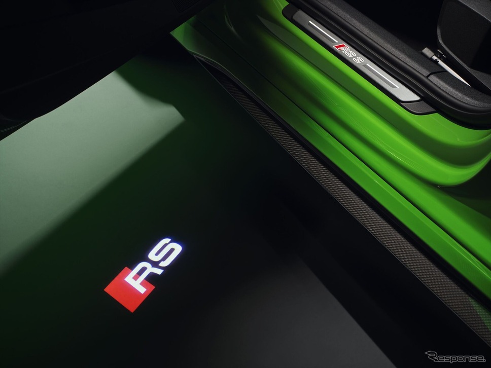 アウディRS3スポーツバック 新型《photo by Audi》