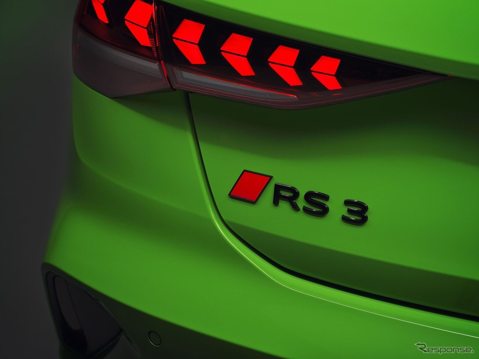 アウディRS3スポーツバック 新型《photo by Audi》