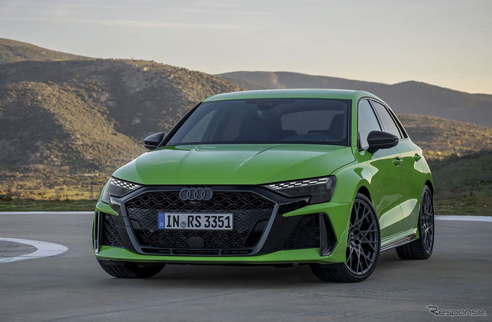 アウディRS3スポーツバック 新型《photo by Audi》