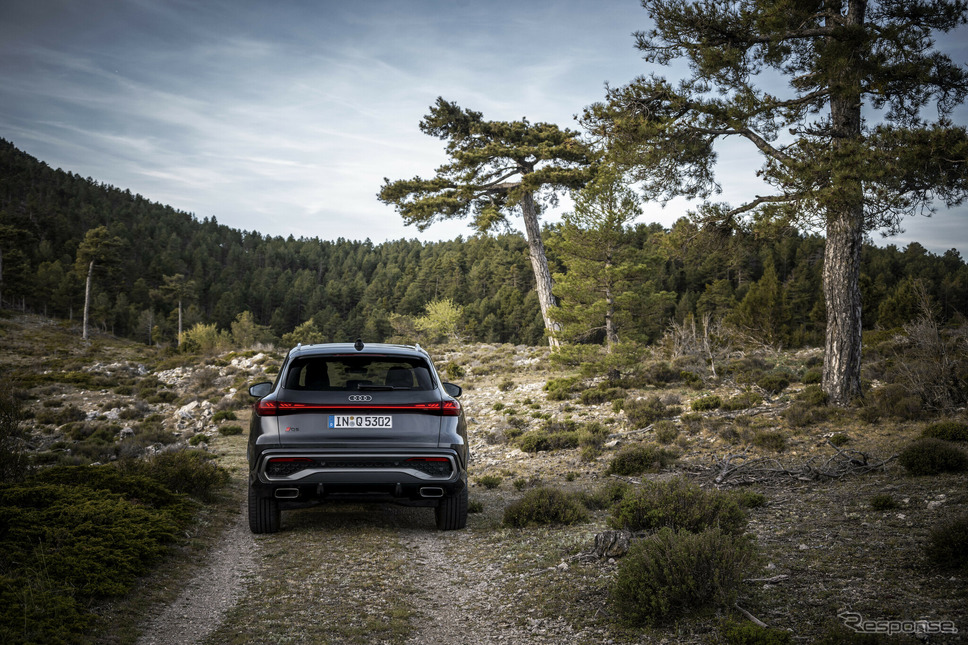 アウディ Q5 新型《photo by: Audi》