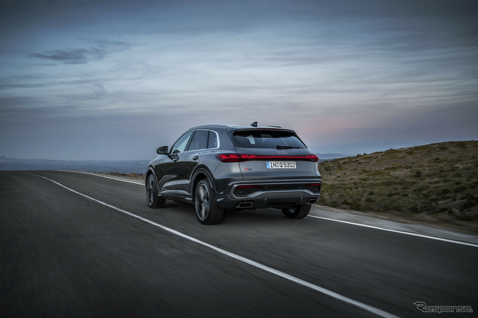 アウディ Q5 新型《photo by: Audi》