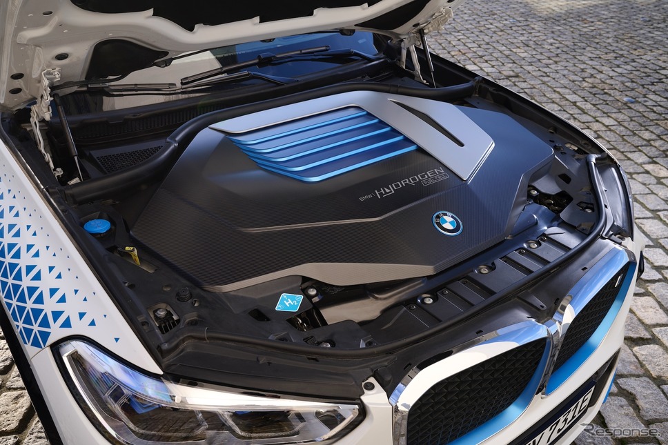 iX5 Hydrogen《photo by BMW》