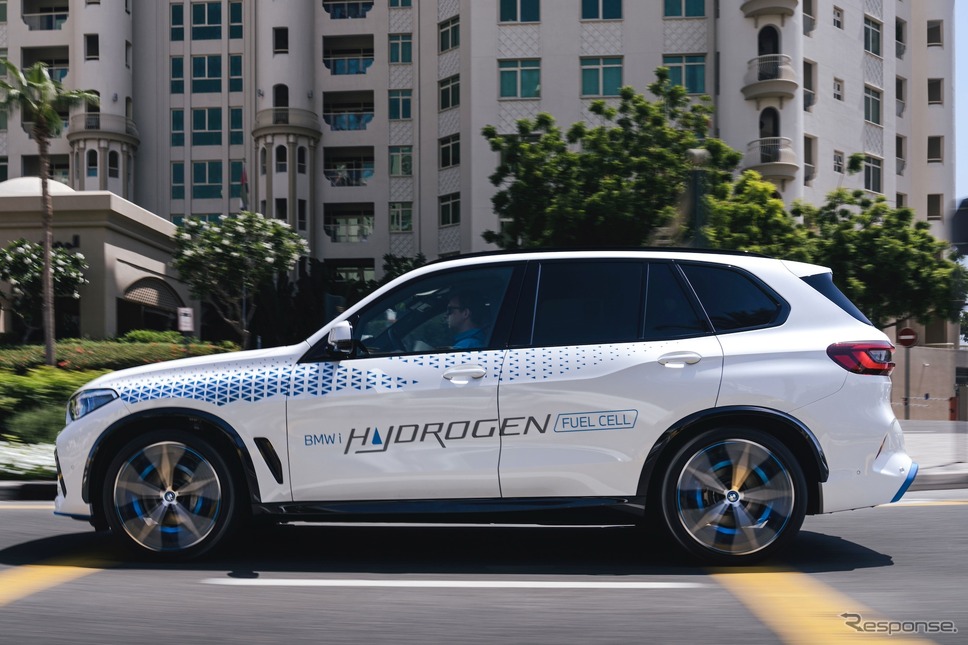 iX5 Hydrogenの試験走行《photo by BMW》