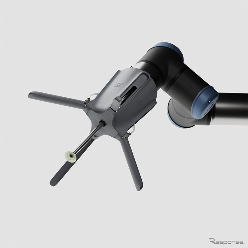 ブリヂストンの新型ソフトロボットハンド「TETOTE and」《photo by bridgestone》