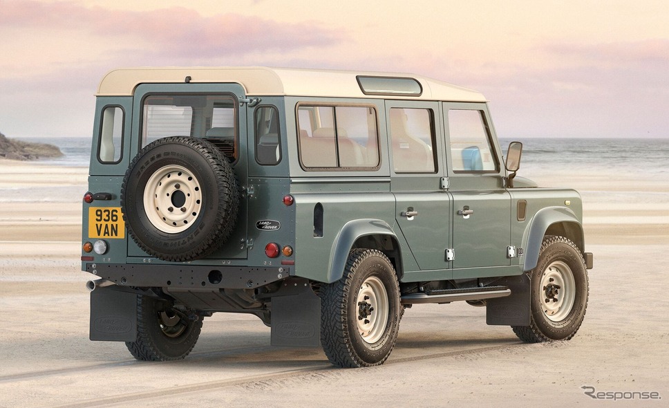 クラシックディフェンダーV8の「110」《photo by DEFENDER》
