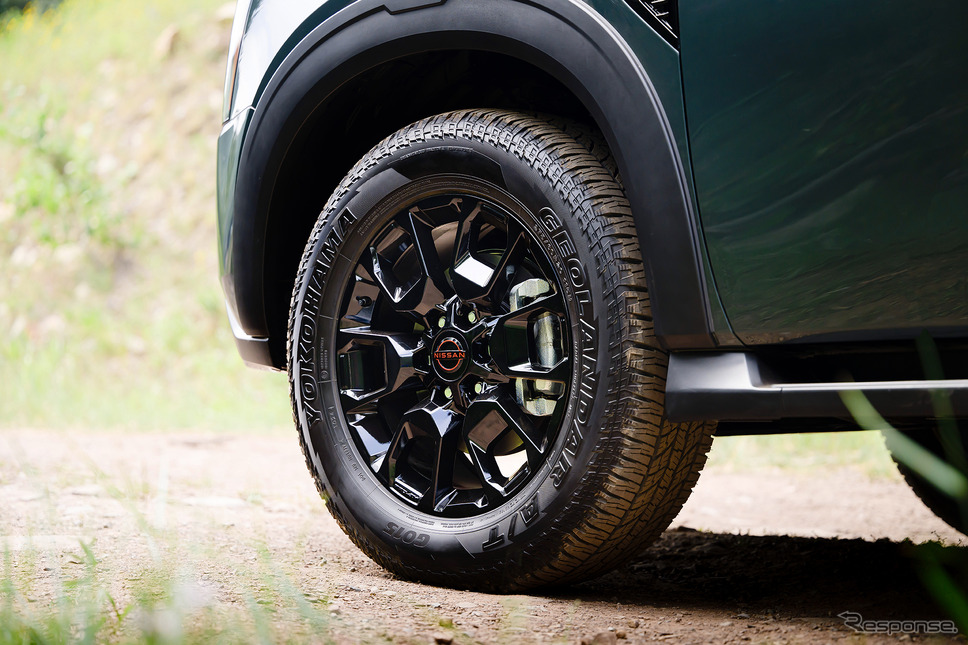 日産『アルマーダ PRO-4X』《photo by Nissan》