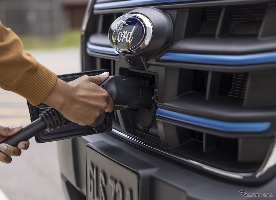 フォード『E-トランジット』の2024年モデル《photo by Ford》