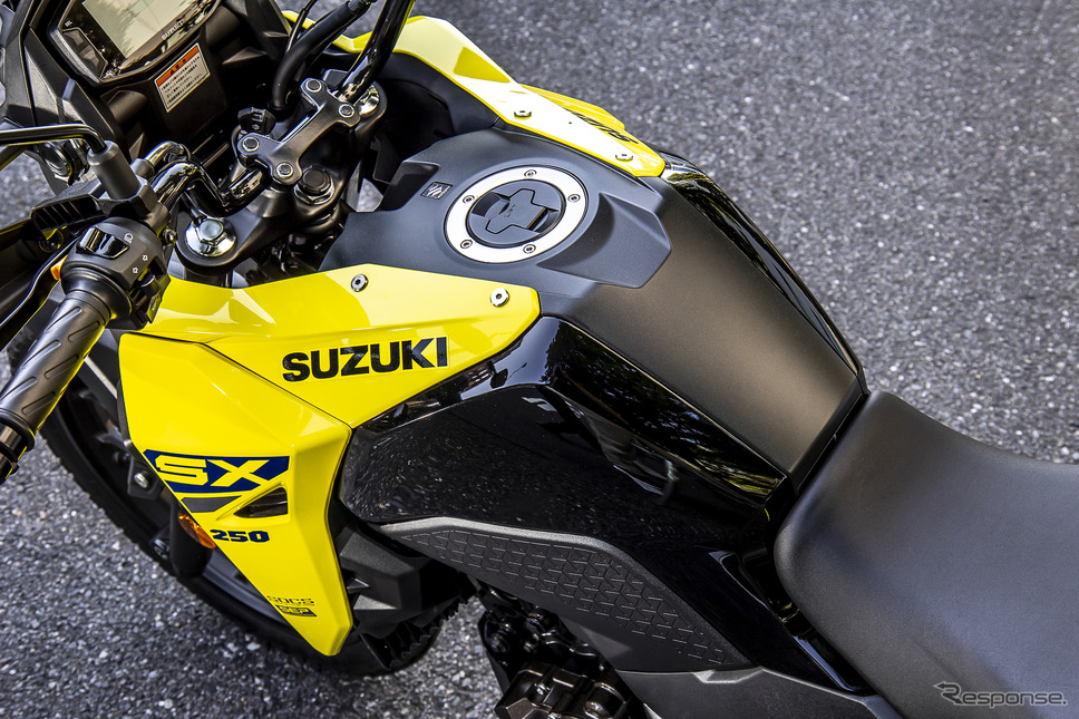 スズキ Vストローム250SX《写真撮影 山内潤也》