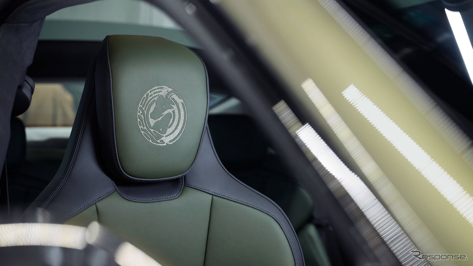 ポルシェ・タイカン・ターボ Sの「セレスティアル ジェイド」《photo by Porsche》