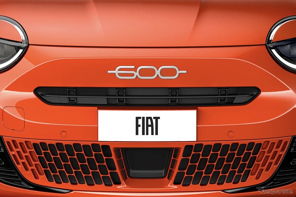 フィアット 600e《写真提供 ステランティスジャパン》
