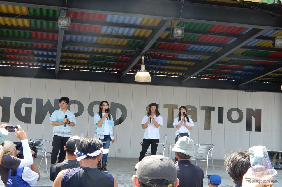 ステージはモトライズの中野真矢さんらによるトークショーも《写真撮影 釜田康佑》