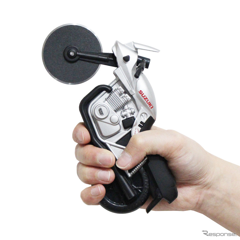 スズキ『KATANA』型のピザカッター「ピザカッターナ」《画像提供 フェイス》