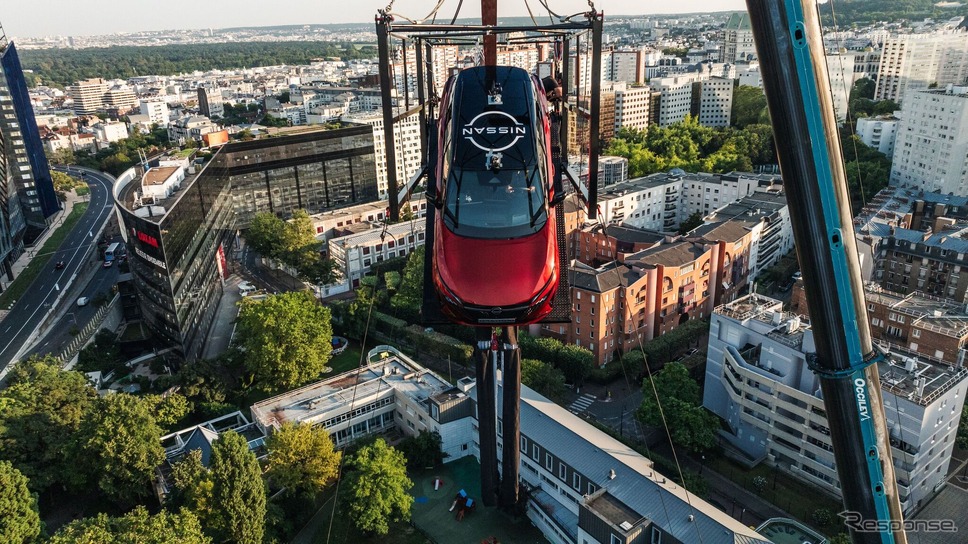 日産『キャシュカイ』が65mのバンジージャンプに成功しギネス世界記録と認定《photo by Nissan》