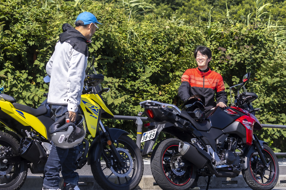 佐川健太郎氏（左）と伊丹孝裕氏（右）《写真撮影 山内潤也》