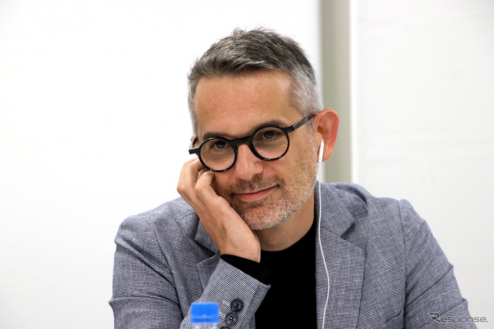 ステランティスグループフィアット・ブランドチーフデザイナーのフランソワ・ルポワンヌさん《写真撮影 内田俊一》
