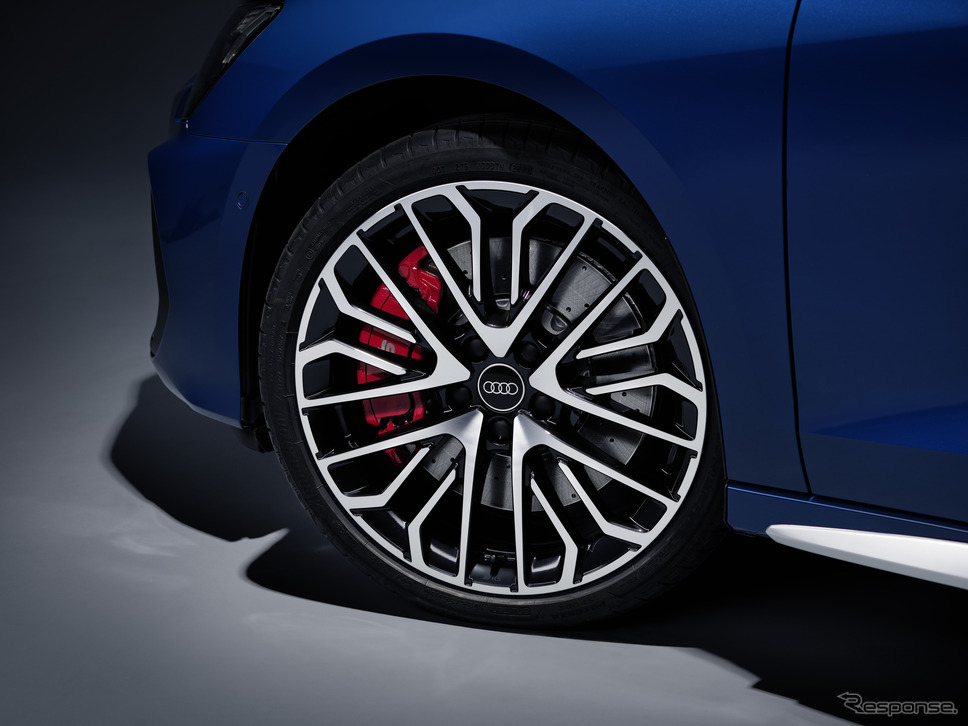 アウディ S3セダン 改良新型《photo by Audi》