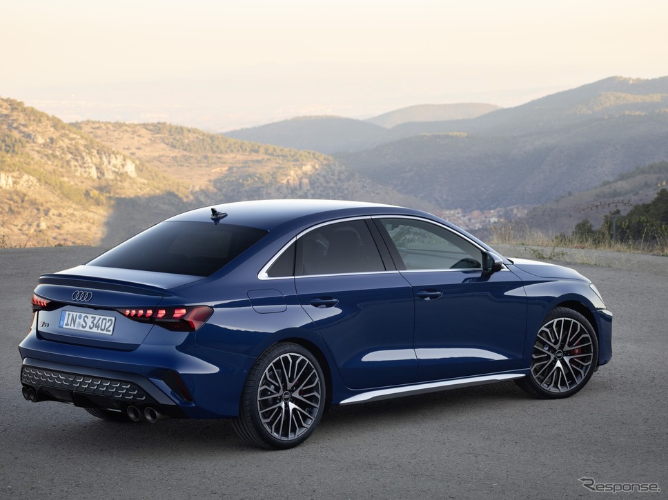 アウディ S3セダン 改良新型《photo by Audi》