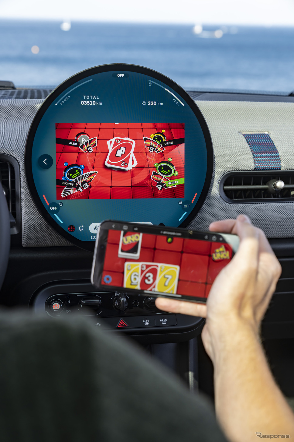 MINI『クーパーC』新型が人気カードゲーム「UNO」を車載化《photo by MINI》