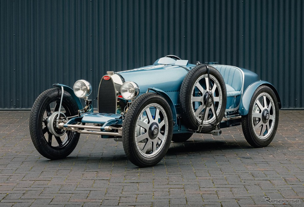 ブガッティの85%スケールの電動ミニカー「ベビーII トゥールビヨン エディション」《photo by bugatti》