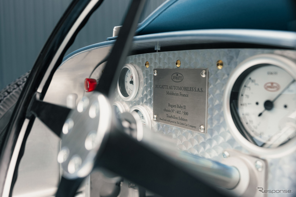 ブガッティの85%スケールの電動ミニカー「ベビーII トゥールビヨン エディション」《photo by bugatti》