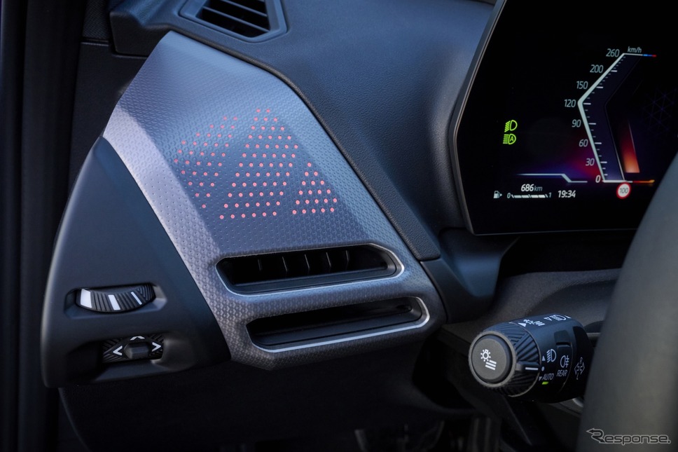BMW 1シリーズ 新型(120)《photo by BMW》