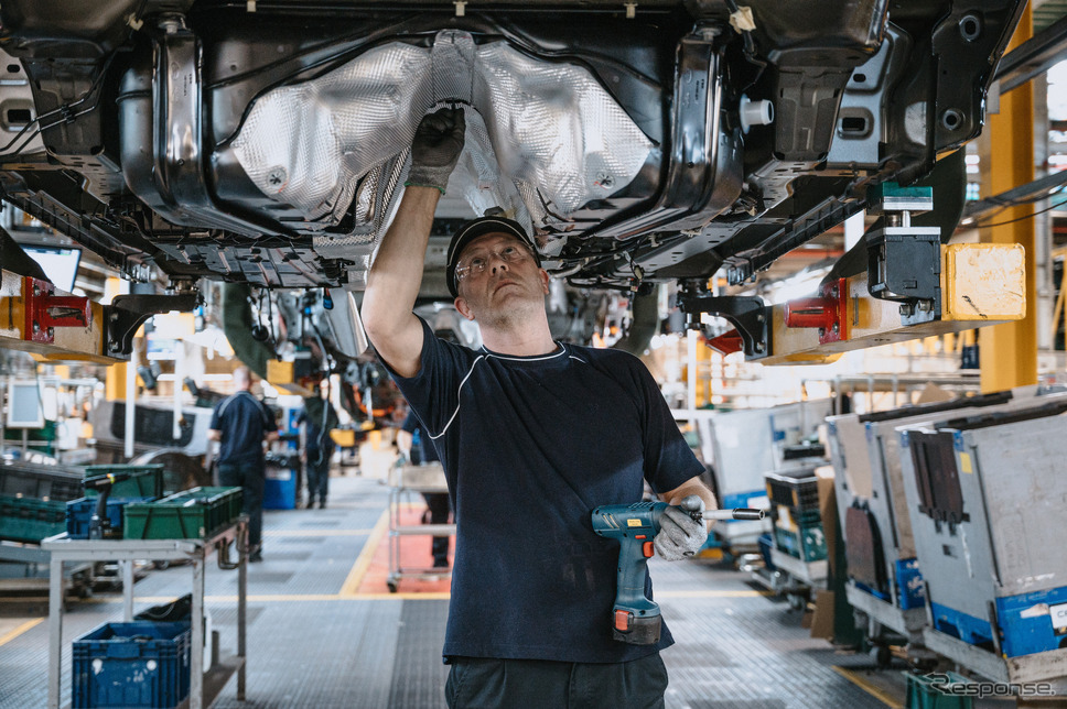 ジャガー・ランドローバーの英国ヘイルウッド工場《photo by JLR》