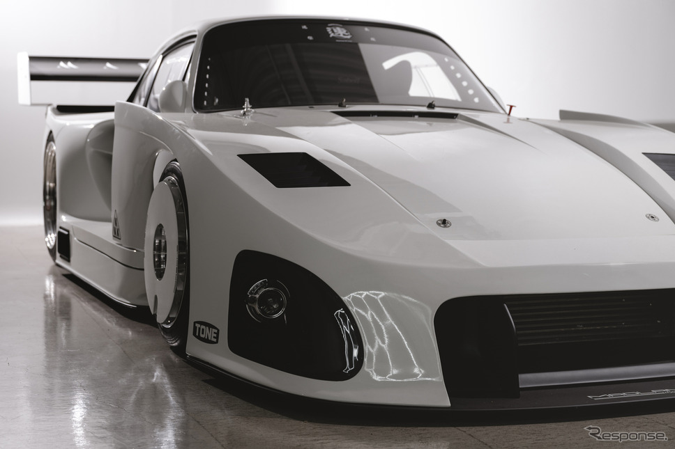 MADLANE 935ML《写真撮影 土屋 勇人》