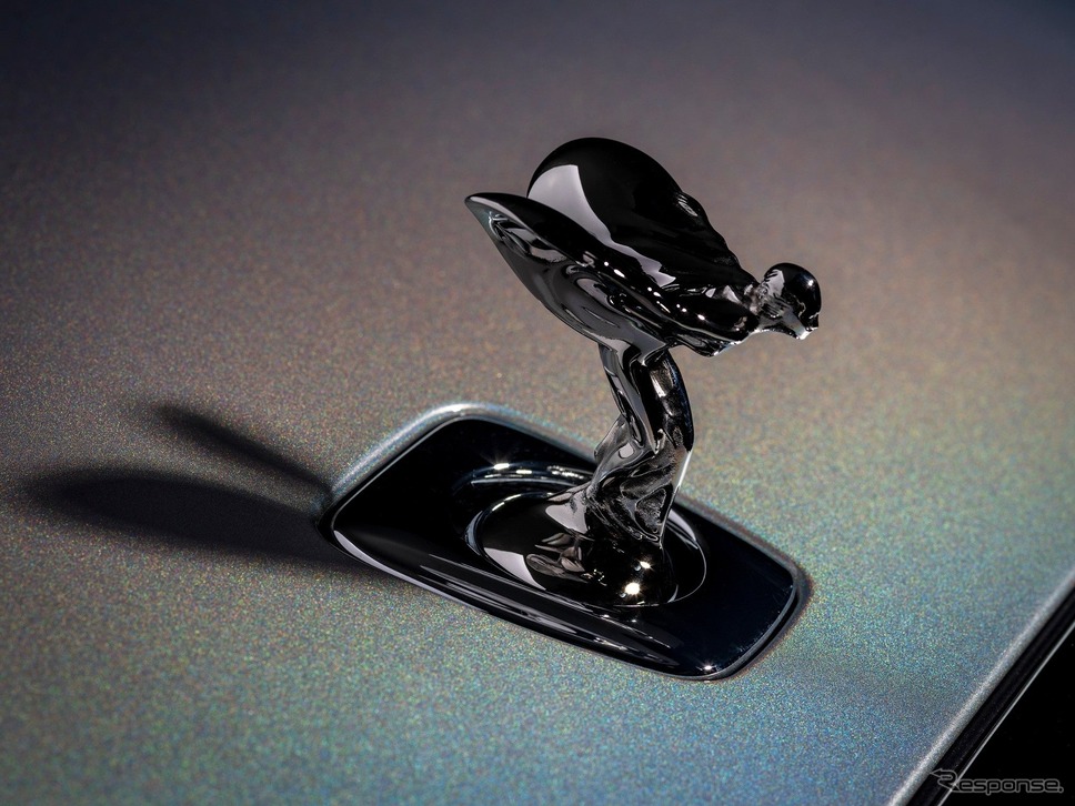 ロールスロイス・スペクターの「ルナフレア」《photo by ROLLS-ROYCE》