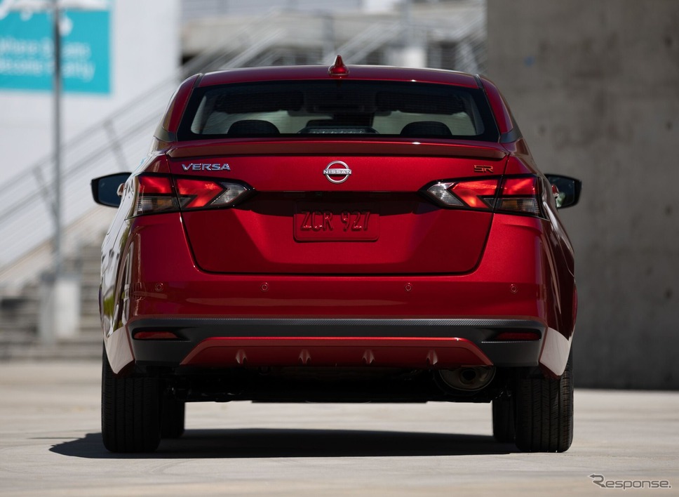 日産 ヴァーサ の2025年モデル《photo by Nissan》