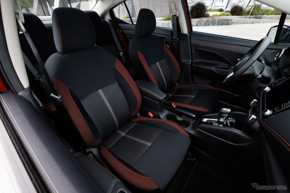 日産 ヴァーサ の2025年モデル《photo by Nissan》